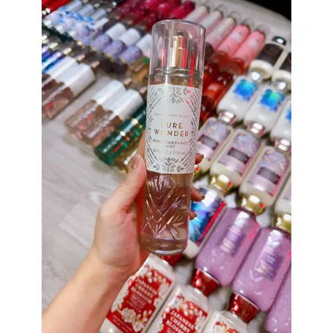 Xịt Thơm Toàn Thân Bath & Body Works Japanese Cherry Blossom 236ml - Nước Hoa Nhẹ Hương Hoa Anh Đào Tươi Mát, Dưỡng Ẩm Da