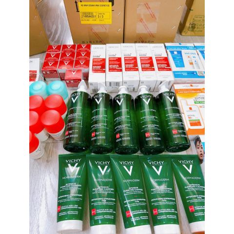 Sữa Rửa Mặt Gel Vichy Normaderm 400ml - Làm Sạch Sâu, Giảm Nhờn, Kiểm Soát Mụn Cho Da Nhạy Cảm
