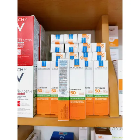 [Mẫu cũ] Kem Chống Nắng Cho Da Dầu Roche-Posay Anthelios 15ml