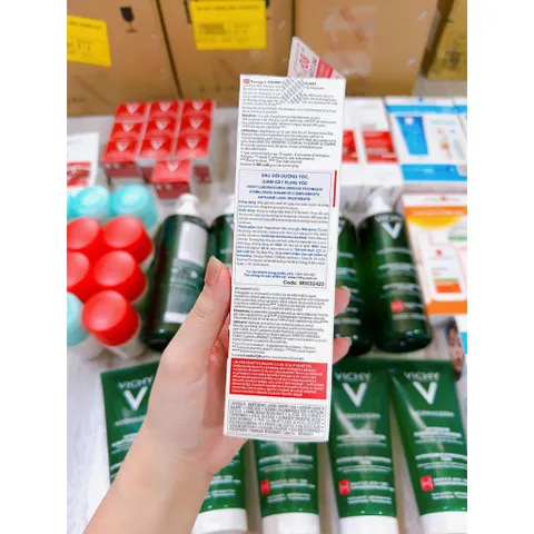 Vichy - Dầu Gội Vichy Ngăn Ngừa & Giảm Rụng Tóc 200ml Dercos Energising Shampoo Hairloss 200ml