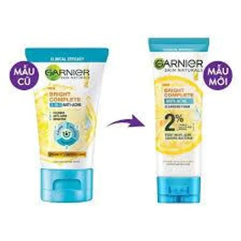 Sữa Rửa Mặt Garnier 3 Trong 1 Giảm Mụn & Sáng Da 50ml - Tẩy Trang Sâu, Làm Sáng Da Với Vitamin C & Salicylic Acid Cho Da Dầu, Da Hỗn Hợp