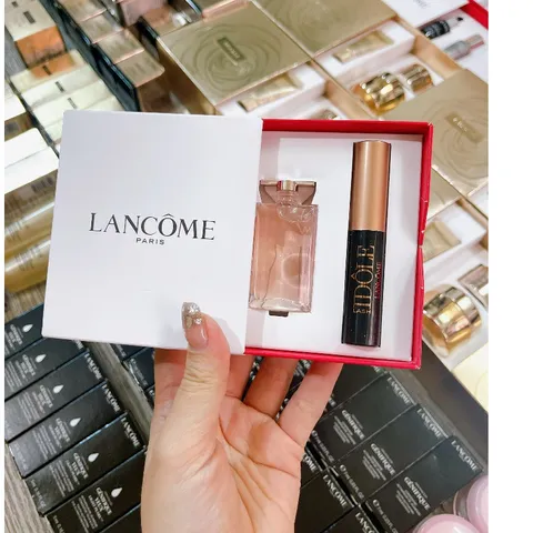 Bộ Nước Hoa Nữ Lancôme Idole 5ml + Chuốt Mi Volumizing 2.5ml - Hương Hoa Dễ Chịu và Quyến Rũ
