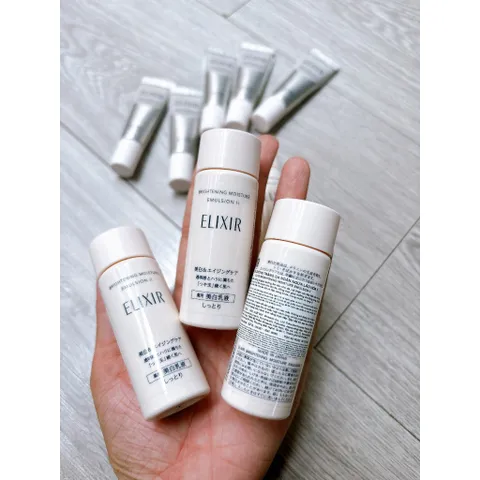 Sữa Dưỡng Trắng Da Shiseido ELIXIR Mini 18ml - Ngăn Ngừa Lão Hóa & Cấp Ẩm Cho Da Mịn Màng, Tươi Trẻ