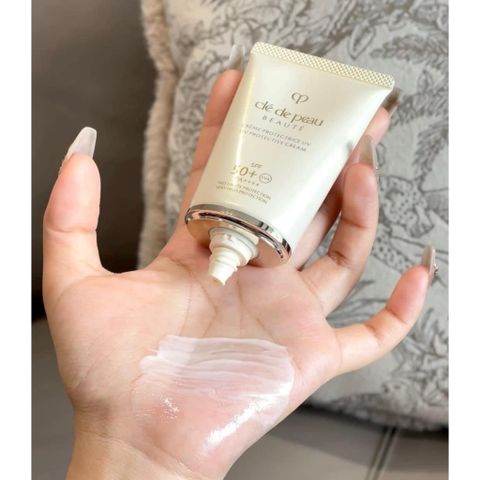 Kem Chống Nắng Clé De Peau Beauté UV Protection Cream SPF 50+/PA++++ - Bảo Vệ Da Toàn Diện, Dưỡng Ẩm, Kiềm Dầu, 50ml