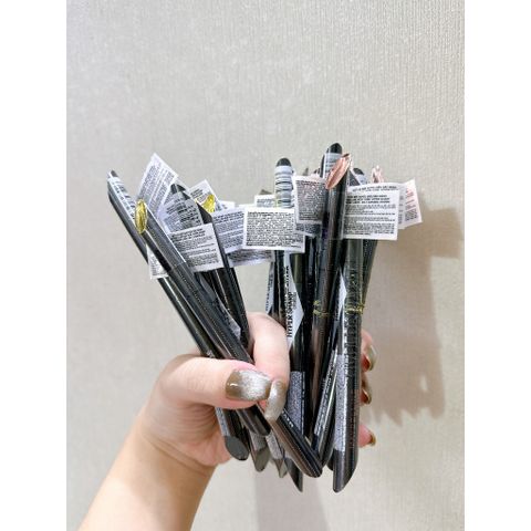 Bút Kẻ Mắt Nước Maybelline Hyper Sharp Liner Extreme BK1 Đen Sắc Sảo 0.4g - Kẻ Mắt Đổ Đậm, Bền Màu Suốt 36 Giờ
