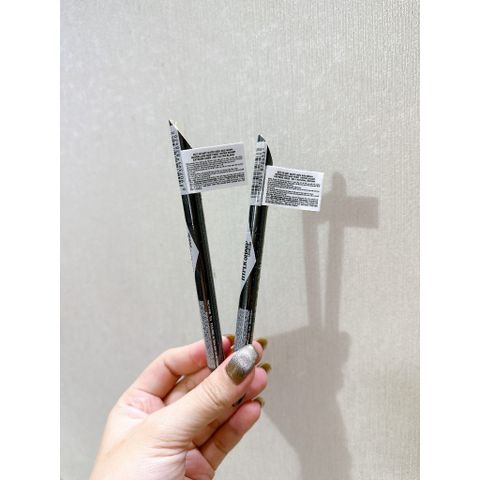 Bút Kẻ Mắt Nước Maybelline Hyper Sharp Liner Extreme BK1 Đen Sắc Sảo 0.4g - Kẻ Mắt Đổ Đậm, Bền Màu Suốt 36 Giờ
