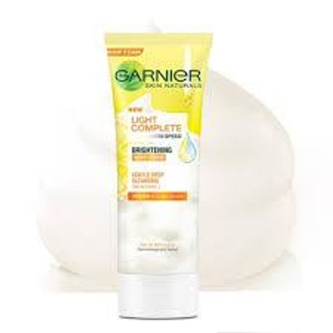 Sữa Rửa Mặt Garnier Tạo Bọt Light Complete Brightening 100ml - Dưỡng Sáng Da, Giúp Làm Sạch Sâu Cho Làn Da Rạng Rỡ
