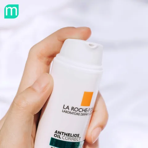 Kem Chống Nắng La Roche-Posay Anthelios Oil Correct Daily Gel-Cream SPF50+ 50ml - Giảm Mụn, Kiểm Soát Dầu, Chống Nắng Hiệu Quả