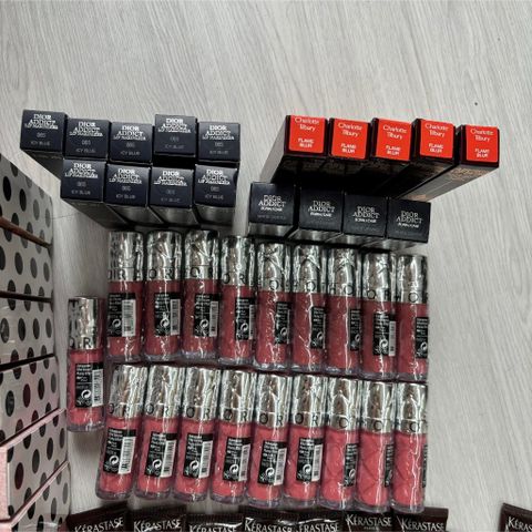Son Bóng Sephora 05 Pump Up It Red - Son Lì Căng Mọng, Chất Son Mịn Màu Hồng Ngọt Ngào, Dễ Tán, Đầy Đặn, Làm Điểm Nhấn Môi