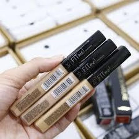 Kem Che Khuyết Điểm Maybelline Fit Me 6.8ml - Mịn Lì, Chống Thâm Mắt, Phù Hợp Mọi Loại Da, 10 Light - Bản Dupe Nars Radiant