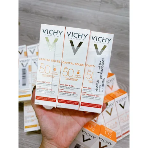 Kem Chống Nắng Vichy Capital Soleil 3in1 SPF50 50ml - Bảo Vệ Da, Giảm Lão Hóa, Dành Cho Da Nhạy Cảm, Chống UVA/UVB Tối Ưu