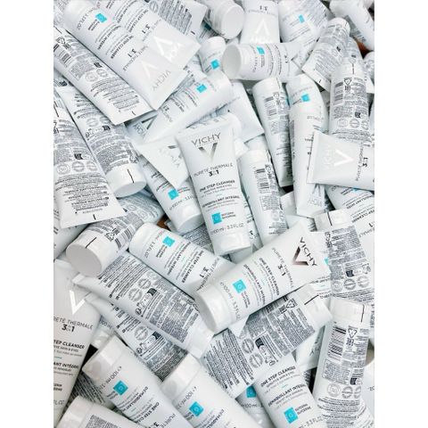 Sữa Rửa Mặt Tẩy Trang Vichy 3 Purete Thermale 3in1 One Step Cleanser 100ml