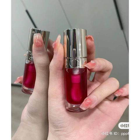 Son Dưỡng Clarins Lip Comfort Oil 7ml Màu 08 Trawberry (Đỏ Cam)