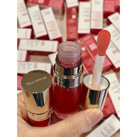 Son Dưỡng Clarins Lip Comfort Oil 7ml Màu 08 Trawberry (Đỏ Cam)