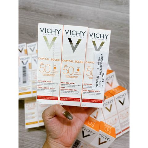 Kem Chống Nắng Vichy Capital Soleil Anti-Ageing SPF50 - Bảo Vệ Da, Ngăn Ngừa Lão Hóa, Dưỡng Ẩm Da Nhạy Cảm 50ml