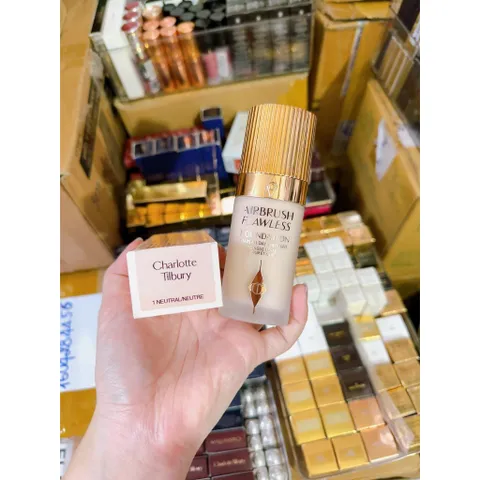 Kem Nền Charlotte Tilbury Airbrush Flawless Tone 2 Neutral - Lớp Nền Hoàn Hảo, Kiềm Dầu, Che Khuyết Điểm, Dưỡng ẩm 16 Giờ
