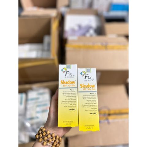 Gel Chống Nắng Fixderma Shadow SPF 30+ Cho Da Nhờn, Mụn Nhạy Cảm - Bảo Vệ Da Khỏi Tia UV, Giảm Lão Hóa 75g