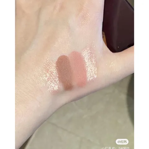Phấn Mắt Charlotte Tilbury Luxury Palette - Pillow Talk, 4 Ô Màu Trang Điểm Tự Nhiên, Chất Phấn Mịn, Đẹp Lấp Lánh, Phù Hợp Ngày và Đêm
