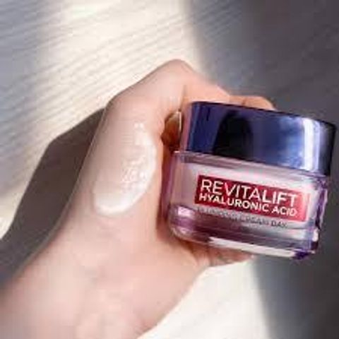 Kem Dưỡng L'Oreal Paris Revitalift 50ml - Kem Cấp Ẩm Hyaluronic Acid Giảm Nếp Nhăn, Tăng Độ Đàn Hồi Da