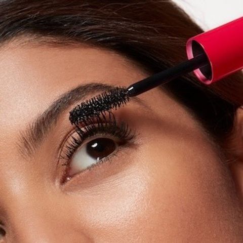 Mascara Mini 2ml Valentino Magnigicent - Dày Cong Mi Bền Đẹp 18h, Không Thấm Nước, Dành Cho Mắt Nhạy Cảm