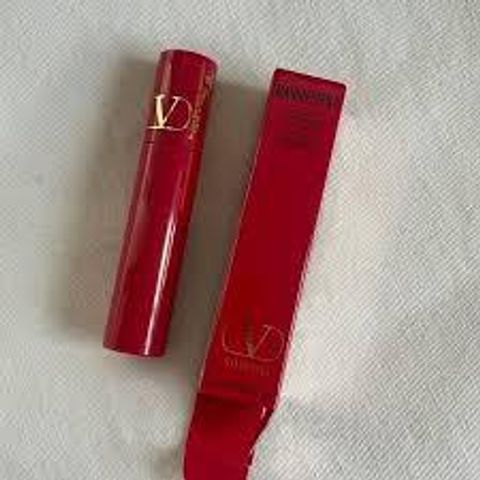 Mascara Mini 2ml Valentino Magnigicent - Dày Cong Mi Bền Đẹp 18h, Không Thấm Nước, Dành Cho Mắt Nhạy Cảm
