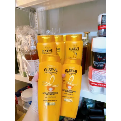 [Date 9/24] Dầu Gội Chiết Xuất Tinh Dầu Hoa tự nhiên L'Oréal Paris Elseve Extraordinary Oil 280ml