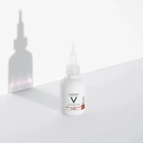 Tinh Chất Vichy Liftactiv Retinol Specialist - Dưỡng Da Giảm Nếp Nhăn, Chống Lão Hóa, 30ml, Cho Mọi Loại Da