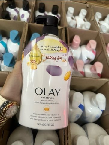 Sữa Tắm Olay Vitamin E 975ml - Dưỡng ẩm và làm sạch cho mọi loại da, hương thơm nhẹ nhàng, chăm sóc da hàng ngày