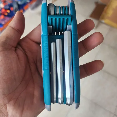 Bộ Lục Giác Xếp 8 Chi Tiết Total THT1061826 - Thép CR-V Chống Gỉ, Thiết Kế Gập Gọn Tiện Lợi Dùng Lắp Ráp Ô Tô Máy Móc