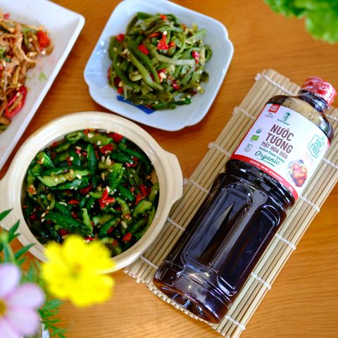 Nước Tương Mật Hoa Dừa Hữu Cơ Sokfarm - Umami Tự Nhiên 1 Lít, Không Đậu Nành, Giảm Muối, Gluten Free, Thực Phẩm An Toàn Cho Bữa Ăn