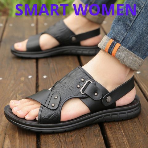 Dép Sandal Da Nam Đế Cao Su Chống Trơn Trượt - Dép Đi Biển Thoải Mái Đa Năng Cho Mọi Hoạt Động Ngoài Trời