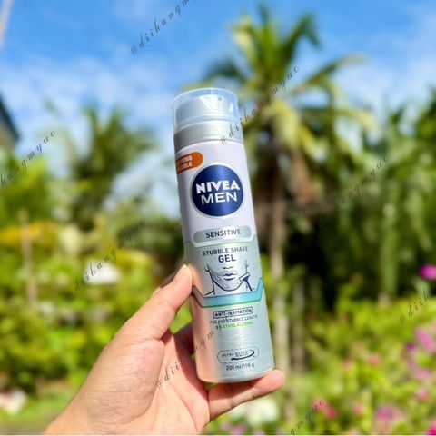 Gel cạo râu Nivea Men Sensitive 200ml - Gel chống kích ứng cho da nhạy cảm, mang đến trải nghiệm cạo mịn màng và thoải mái.