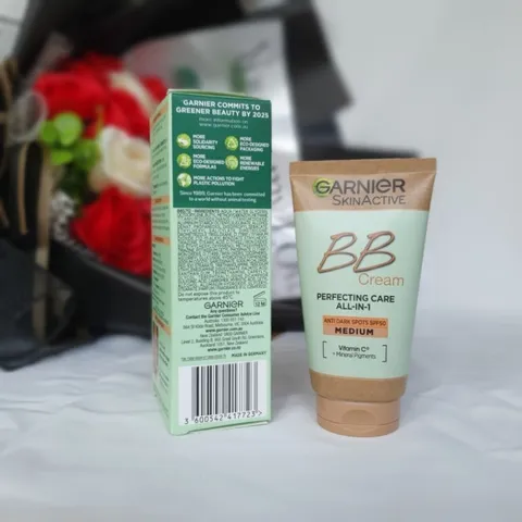 Kem Nền Garnier BB Cream Even Tone SPF50 Light all-in-1 50ml - DiiHangMyUc.