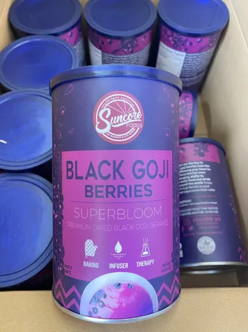 Hắc Kỷ Tử Mỹ Suncore Food - Hoa Quả Sấy Khô Black Goji Berries Hộp 454G Dinh Dưỡng, Ngon Miệng, Siêu Thực Phẩm Khỏe Mạnh