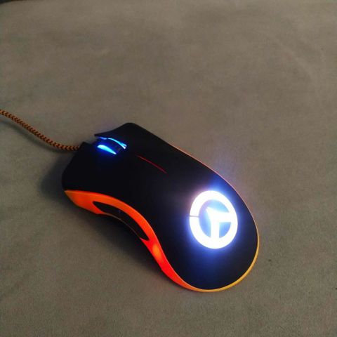 Chuột Gaming Razer DeathAdder Elite Overwatch (Đen Cam) - Cảm biến quang 3500dpi, 5 nút, Thiết kế Ergonomic cho game thủ