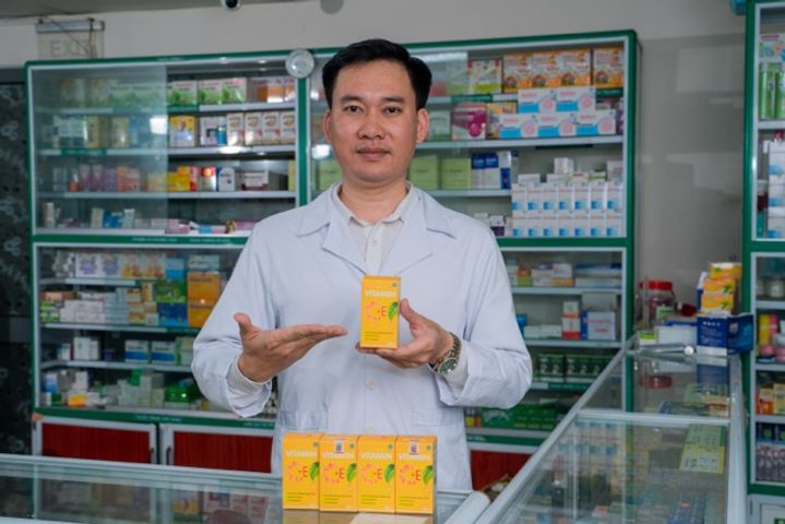 Viên Uống Vitamin C+E - Hỗ Trợ Làm Đẹp Da, Tăng Cường Sức Đề Kháng, Chống Oxy Hóa Cao Cho Phụ Nữ Tuổi Sinh Sản