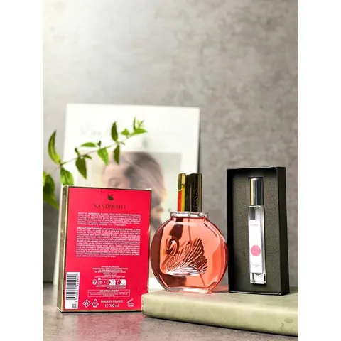 Nước hoa nữ Vanderbilt In Red 10ml - Hương thơm hoa hổ phách mới ra mắt 2023, dịu dàng và quyến rũ.