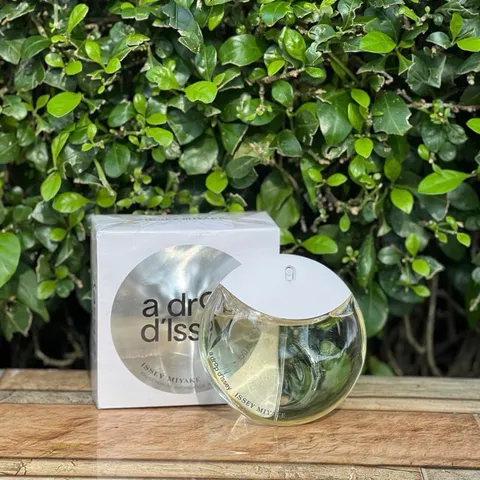 Nước hoa nữ Issey Miyake A Drop D'Issey 90ml - Hương hoa dịu dàng, thuần khiết, quyến rũ với sữa hạnh nhân & hoa tử đinh hương