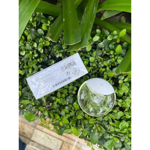 Nước hoa nữ Issey Miyake A Drop D'Issey 90ml - Hương hoa dịu dàng, thuần khiết, quyến rũ với sữa hạnh nhân & hoa tử đinh hương