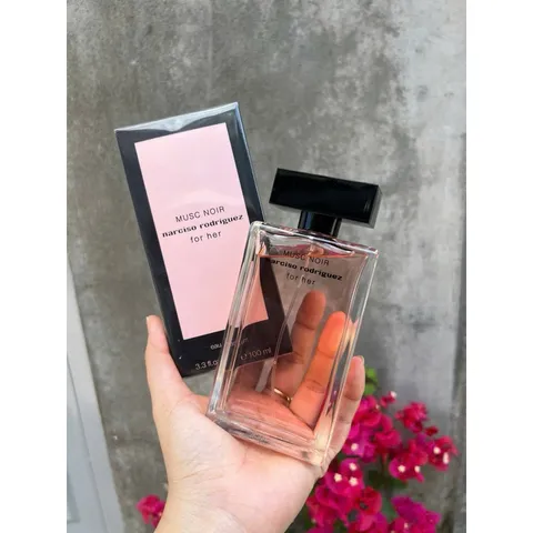 Nước hoa nữ Narciso Rodriguez For Her Musc Noir 100ml - Hương Xạ Hương, Vải Mận, Da Thuộc - Sản phẩm hoàn hảo cho phái đẹp