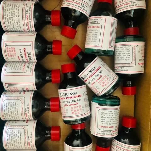 Dầu Xoa Bóp Gia Truyền Đông Phương 100ml - Giảm Đau Nhức, Thoải Mái, Tiện Dụng Cho Mọi Lứa Tuổi