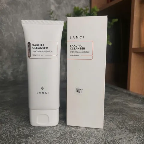 Sữa Rửa Mặt Dịu Nhẹ Lanci Sakura Cleanser - Bọt Mịn Chiết Xuất Hoa Anh Đào Hàn Quốc 100g, Giữ Ẩm & Làm Sáng Da