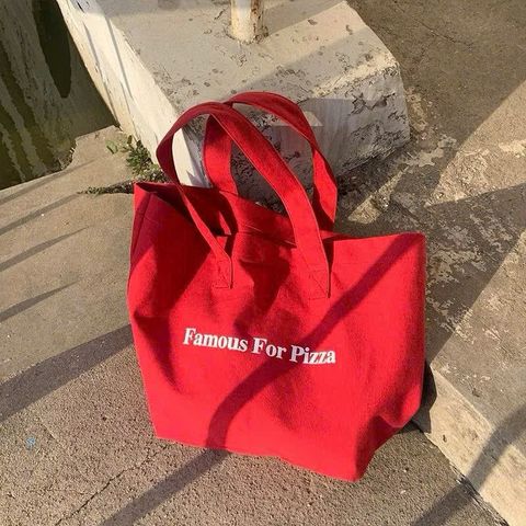 Túi Tote Đỏ Hottrend Cỡ Lớn Famous for Pizza - Phong Cách Tối Giản, Đựng Laptop và Đồ Dùng Hàng Ngày