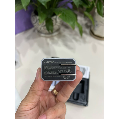 Củ Sạc Nhanh 35W WEKOME WP-U23 - 2 Cổng Sạc USB-C & USB-A, Công Nghệ GaN, Tốc Độ Cao, Thiết Kế Nhỏ Gọn, Duy Trì Nhiệt Độ Thấp
