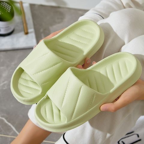Dép thời trang bền đẹp nhiều màu trẻ trung Lasante phân phối