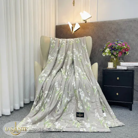 Chăn Hè Thu Lạnh Tencel 100s 2mx2m3 Trần Bông Cao Cấp Lasante Chất Liệu Mềm Mại Thoáng Mát