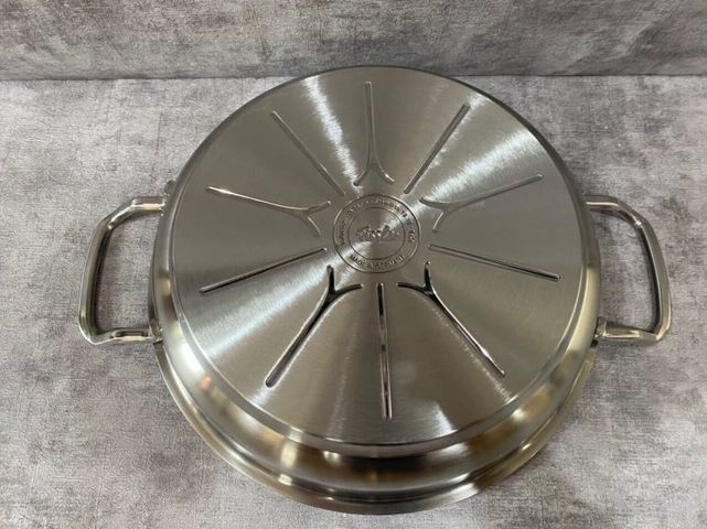 Chảo Fissler original-profi 28cm chống dính, tay cầm kim loại, dùng cho mọi loại bếp, sản xuất tại Đức - Dụng cụ nhà bếp cao cấp