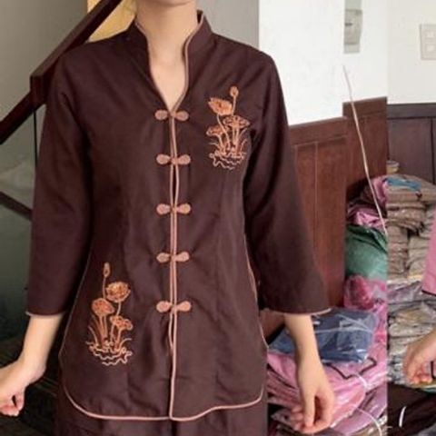 Áo Lam Đi Chùa Cổ Tàu Viền Đen Thêu Hoa Sen - Trang Phục Lễ Thanh Lịch, Chất Liệu Vải Kate Cao Cấp, Phù Hợp Mọi Kích Cỡ