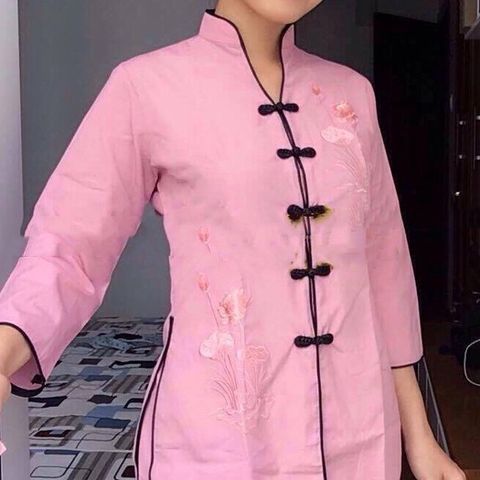 Áo Lam Đi Chùa Cổ Tàu Viền Đen Thêu Hoa Sen - Trang Phục Lễ Thanh Lịch, Chất Liệu Vải Kate Cao Cấp, Phù Hợp Mọi Kích Cỡ