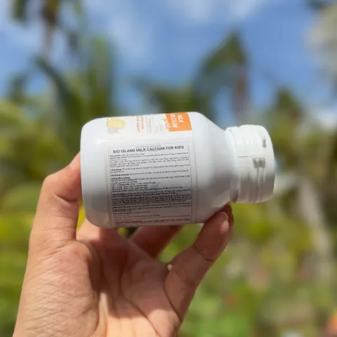 Viên Canxi Sữa Bio Island Dành Cho Bé - Hỗ Trợ Phát Triển Chiều Cao, Giúp Xương Răng Khỏe Mạnh, 90 Viên của Úc